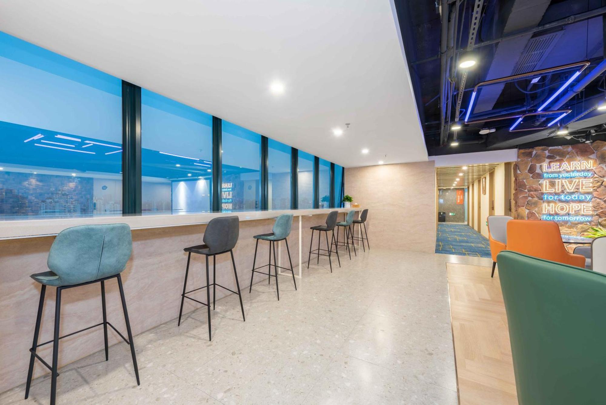 Lemon Hotel - Metro Line 1 Line 7 Changshu Road 200 Meters Shanghai Exteriör bild